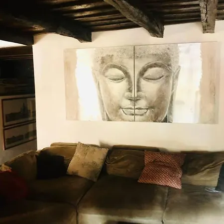 Stunning Flat In The Center Of